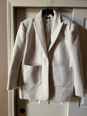 Naked Wardrobe Cream Bouclé Single-Button Blazer